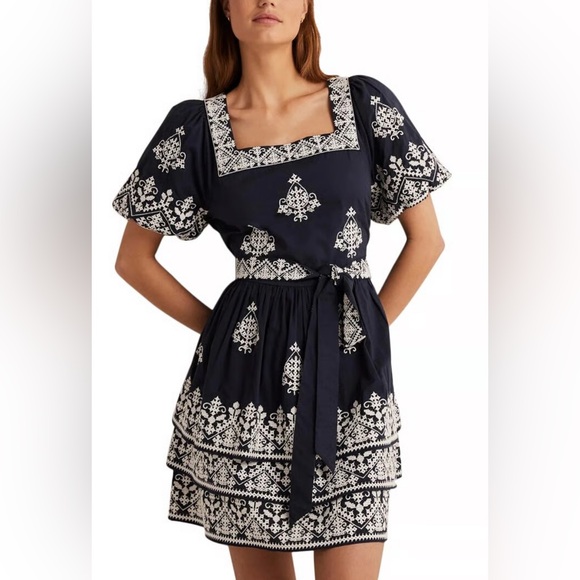 Boden Dresses & Skirts - Boden Navy & White SquareNeck Embroidered Puff Sleeve Ruffle Rara Dress (Size 4)